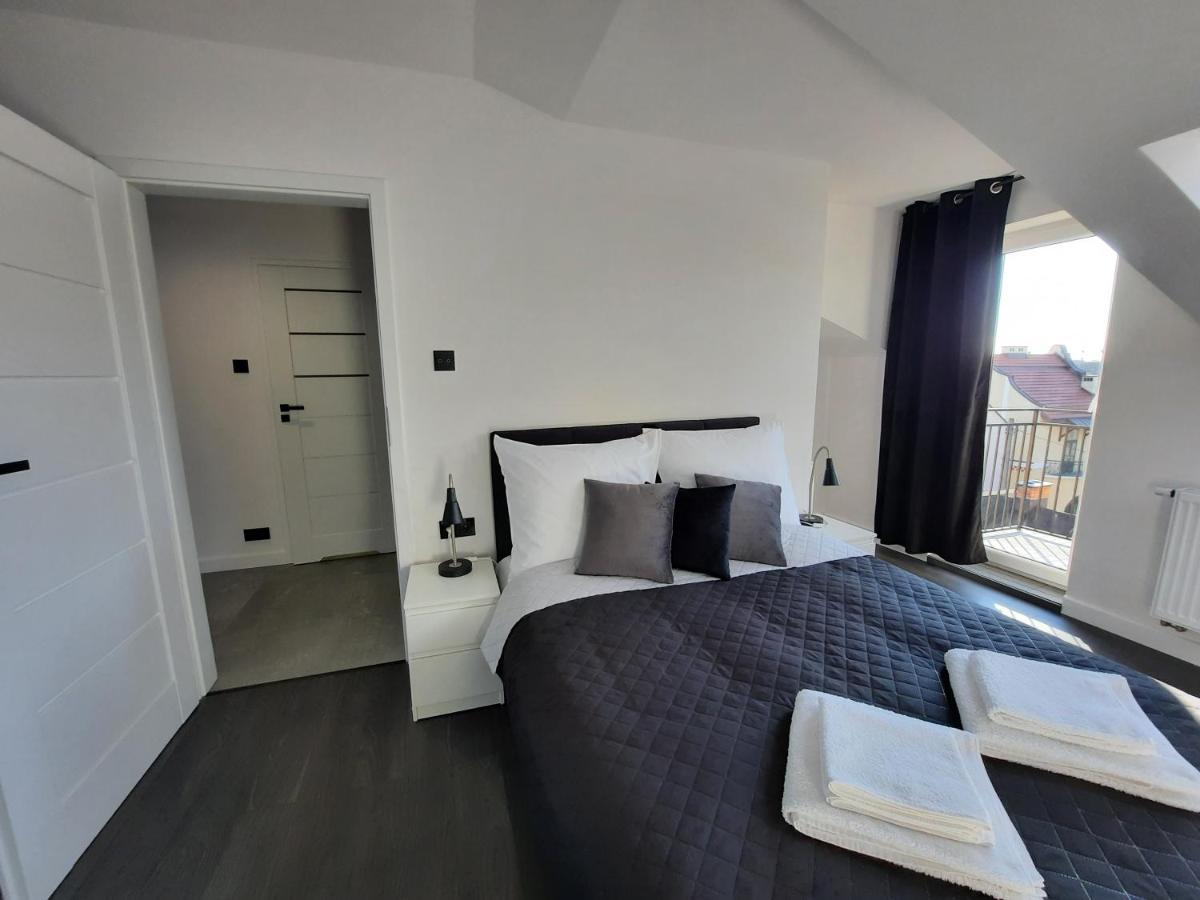 Cracow By Night Apartments Cracovie Extérieur photo