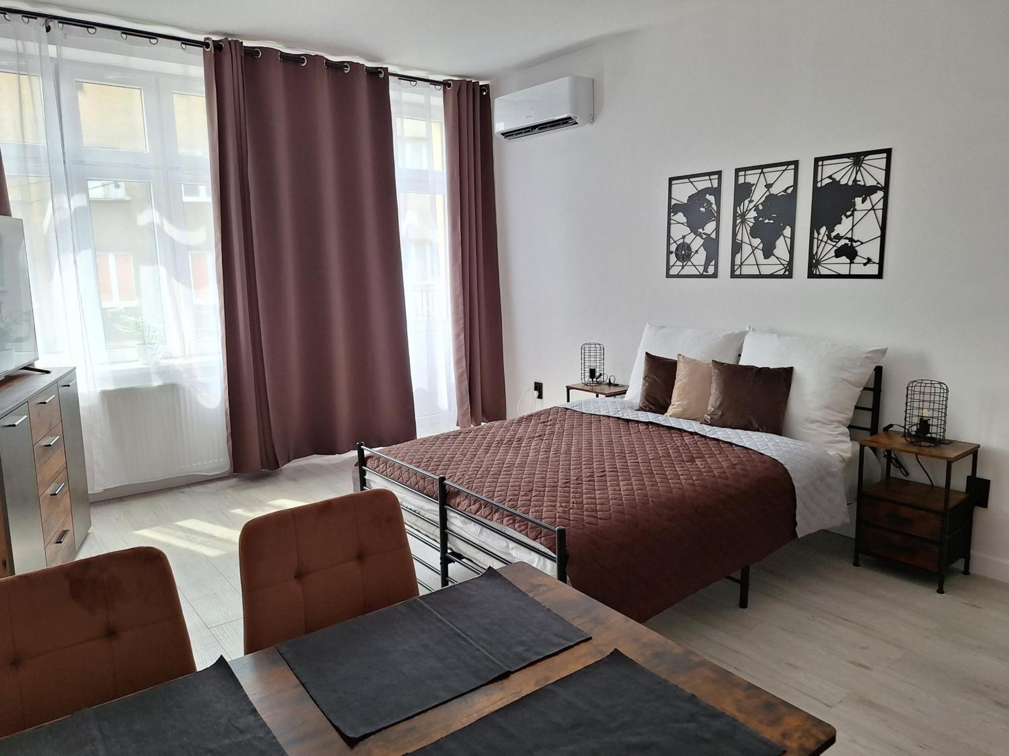 Cracow By Night Apartments Cracovie Extérieur photo